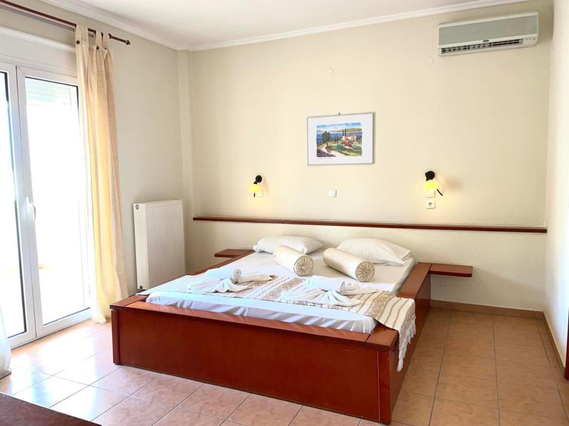 Calypso Hotel Сивири Екстериор снимка