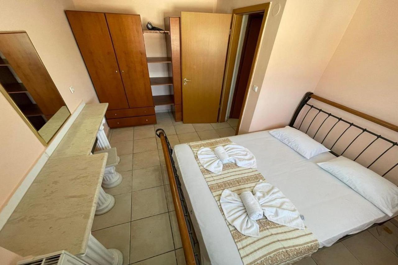 Calypso Hotel Сивири Екстериор снимка