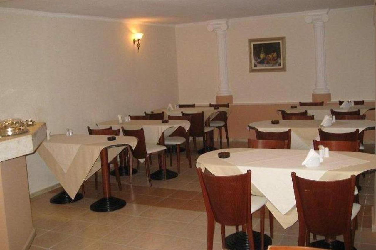 Calypso Hotel Сивири Екстериор снимка